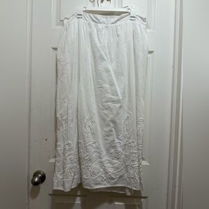 Vintage White Embroidered Skirt